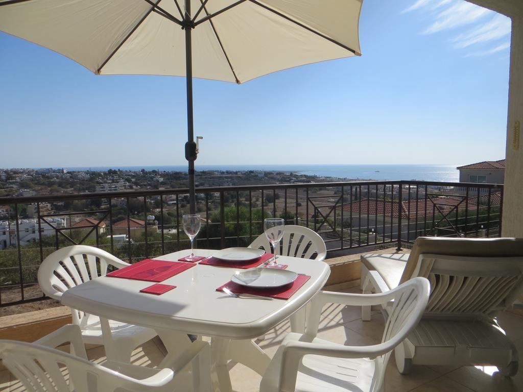 Melania Apartment Paphos Exterior photo